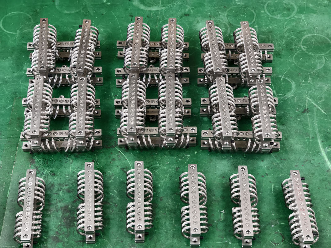 JGX-0958A-43A 304ステンレス鋼のコネクタとフルーアゴム袖の鋼鉄ロープ振動隔離器